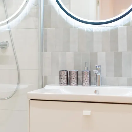 Lulu - Finn - 3pokojowy Polanki Aqua, Basen Silownia I Garaz W Cenie Апартаменты Колобжег